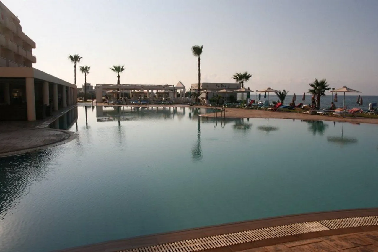 ***  Piere - Anne Beach Hotel Aya Napa Kıbrıs