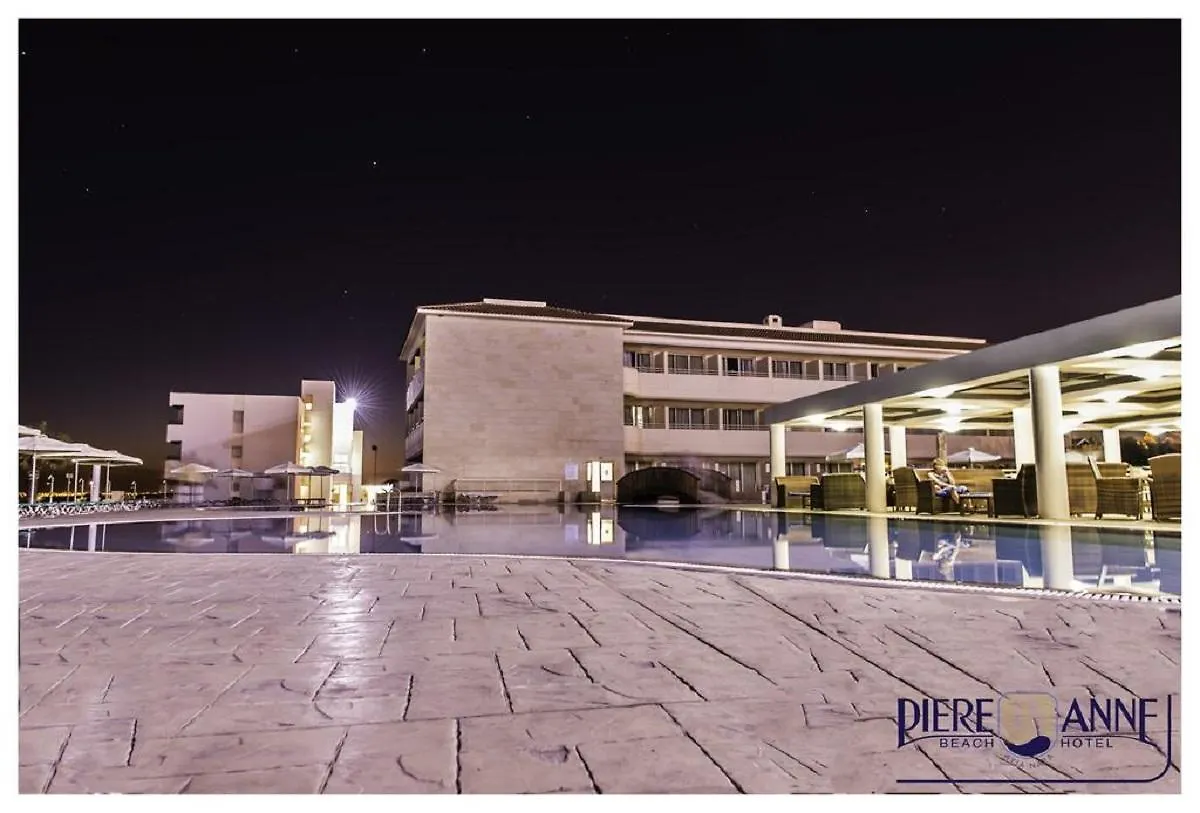 Piere - Anne Beach Hotel Aya Napa