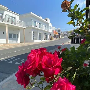 Ellenapa Apts & Apartament