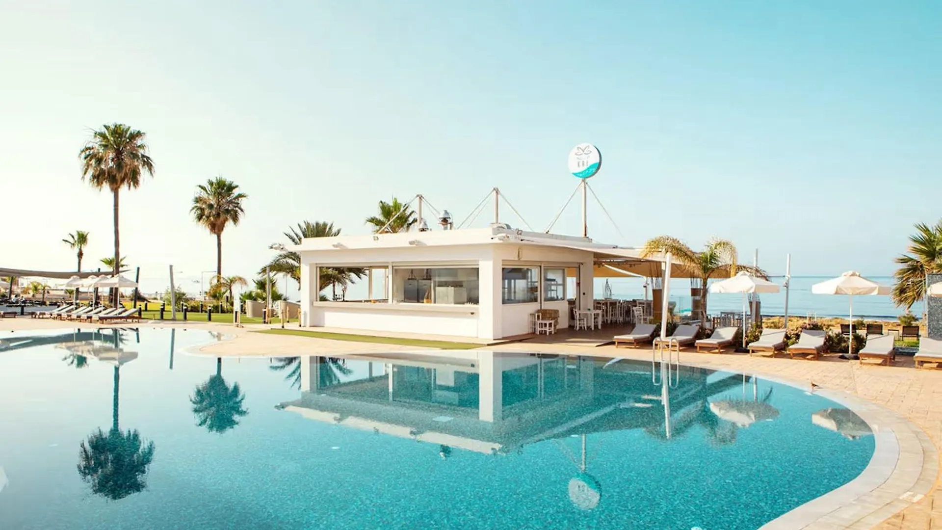איה נאפה Piere - Anne Beach Hotel