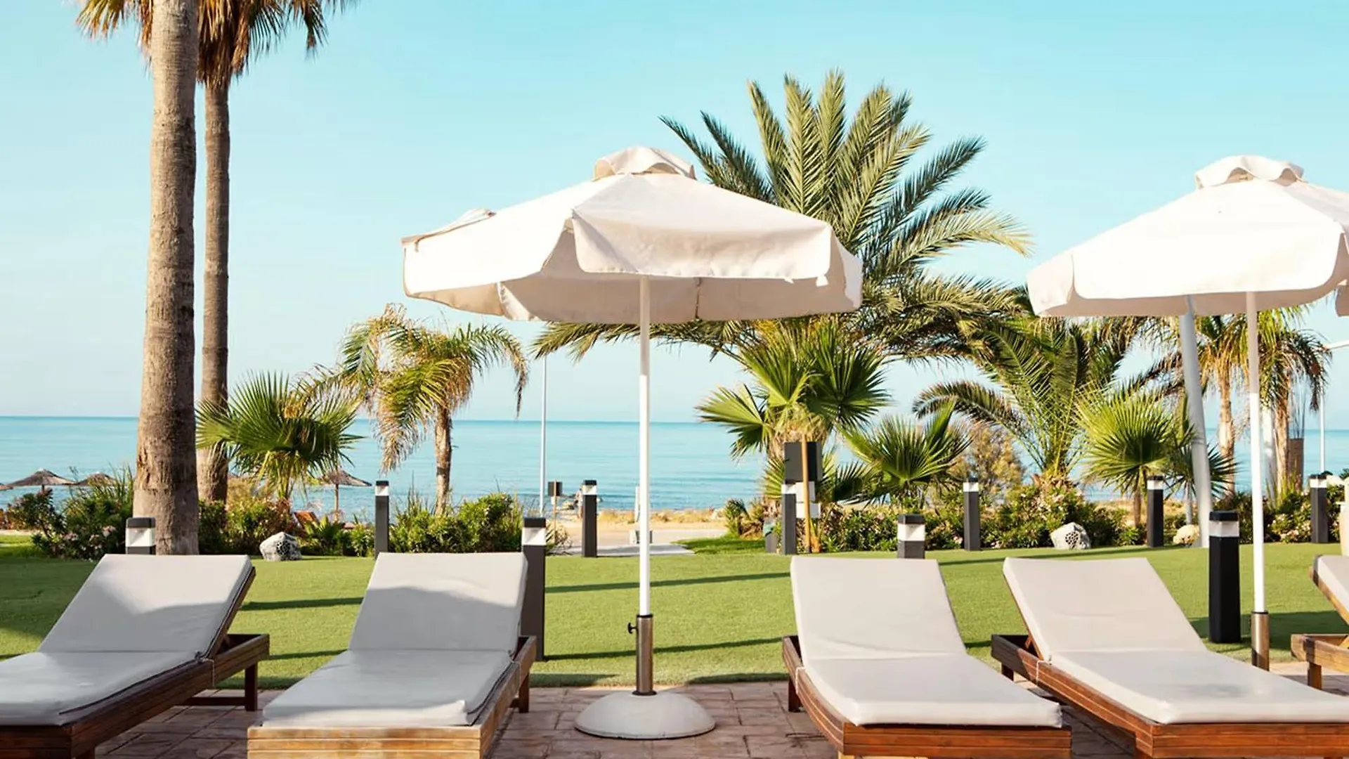 איה נאפה Piere - Anne Beach Hotel  איה נאפה