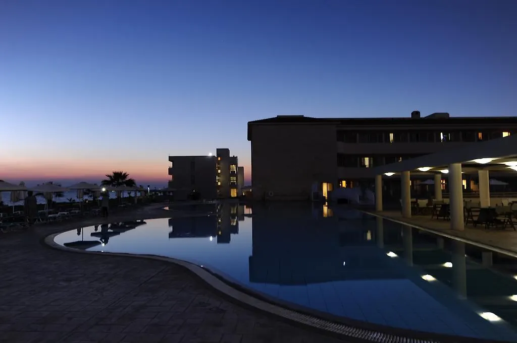 Piere - Anne Beach Hotel Ayia Napa 3*,